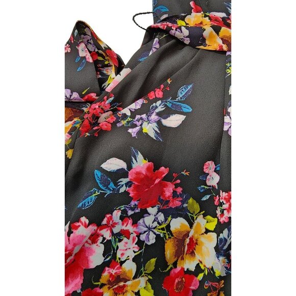 Express Dark Floral Belted Romper - Picture 4 of 15